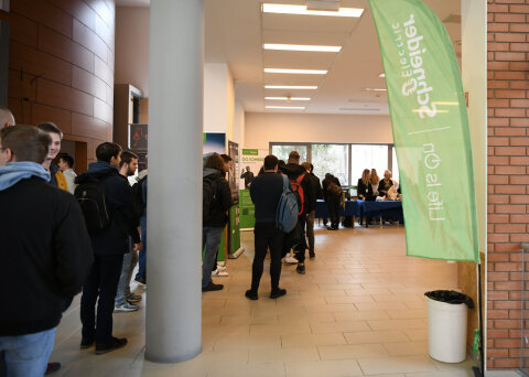 Schneider Electric  fenntarthatósági napok a Kandón