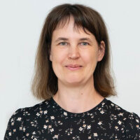 Dr. habil. Holik Ildikó Katalin