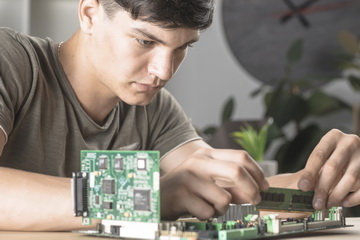 Versenyfelhívás - XXII. Országos Elektronikai Konstrukciós Verseny Versenyfelhívás - XXII. Országos Elektronikai Konstrukciós Verseny